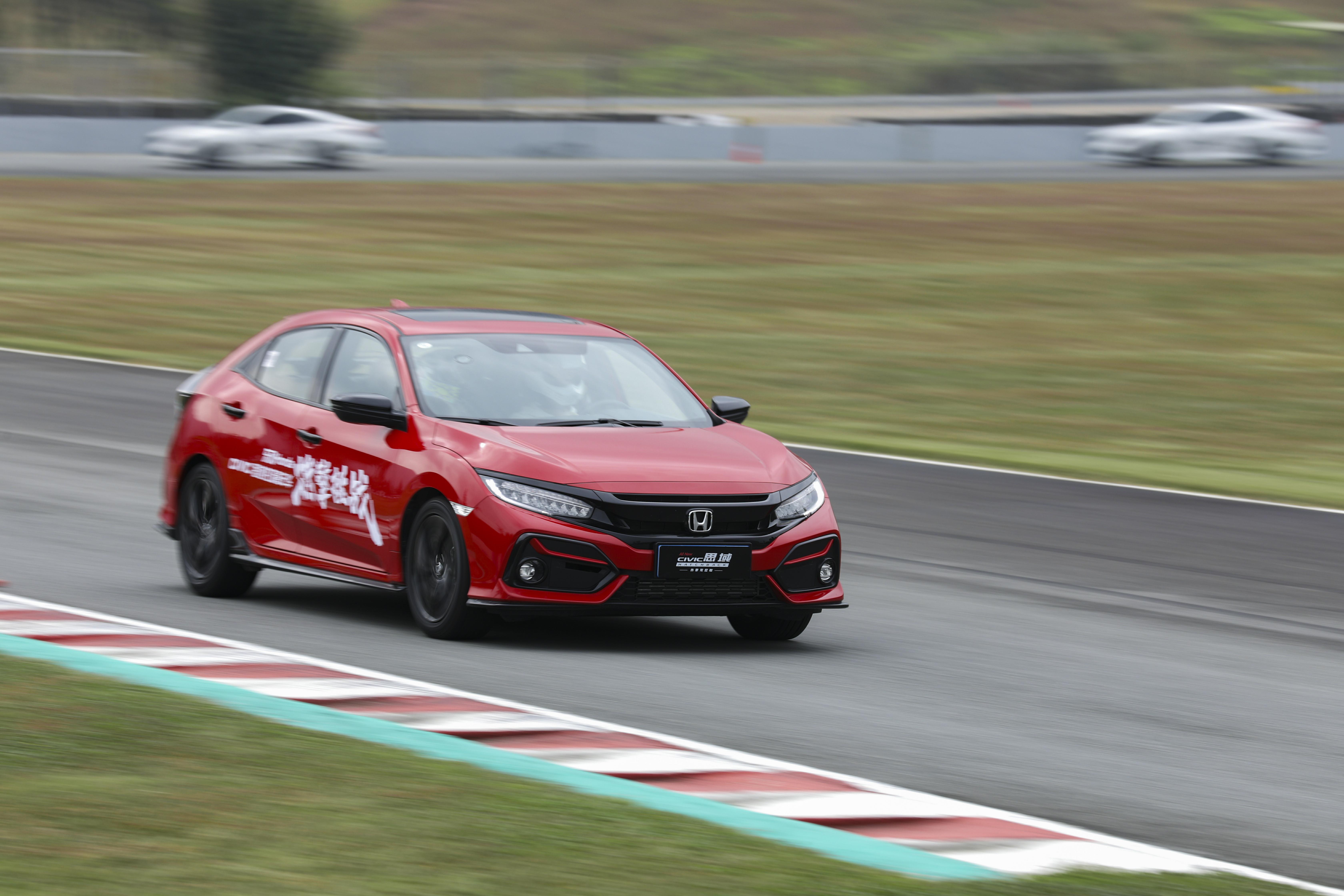 与灵魂共舞赛道试驾东风本田思域两厢fk7