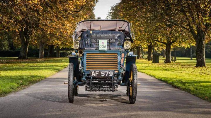 118岁古董车图赏菲亚特第一辆车街拍