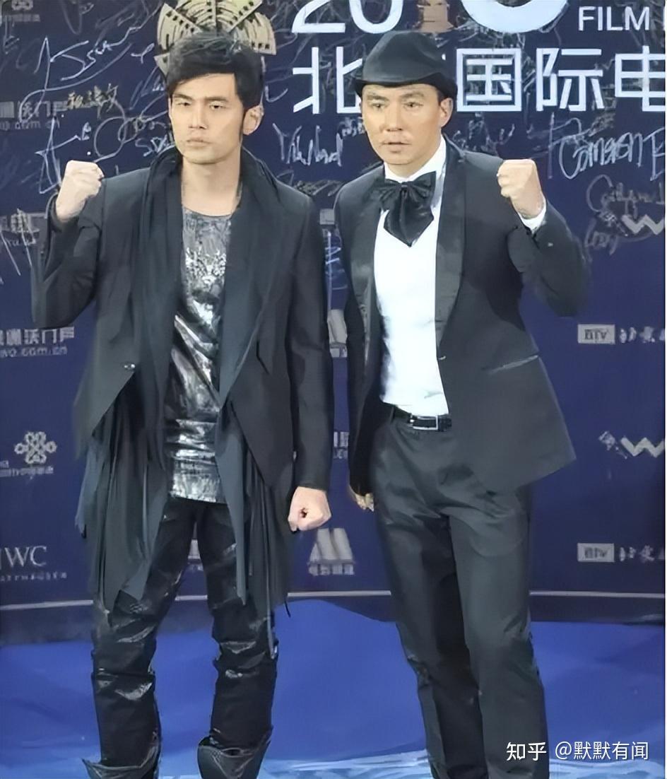 与周杰伦历经生死,靠健身直播吸粉超千万,“虐妻”出圈刘畊宏(周杰伦健身房名字叫什么)