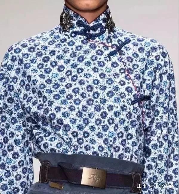 7大服装设计领口哪一种最适合你