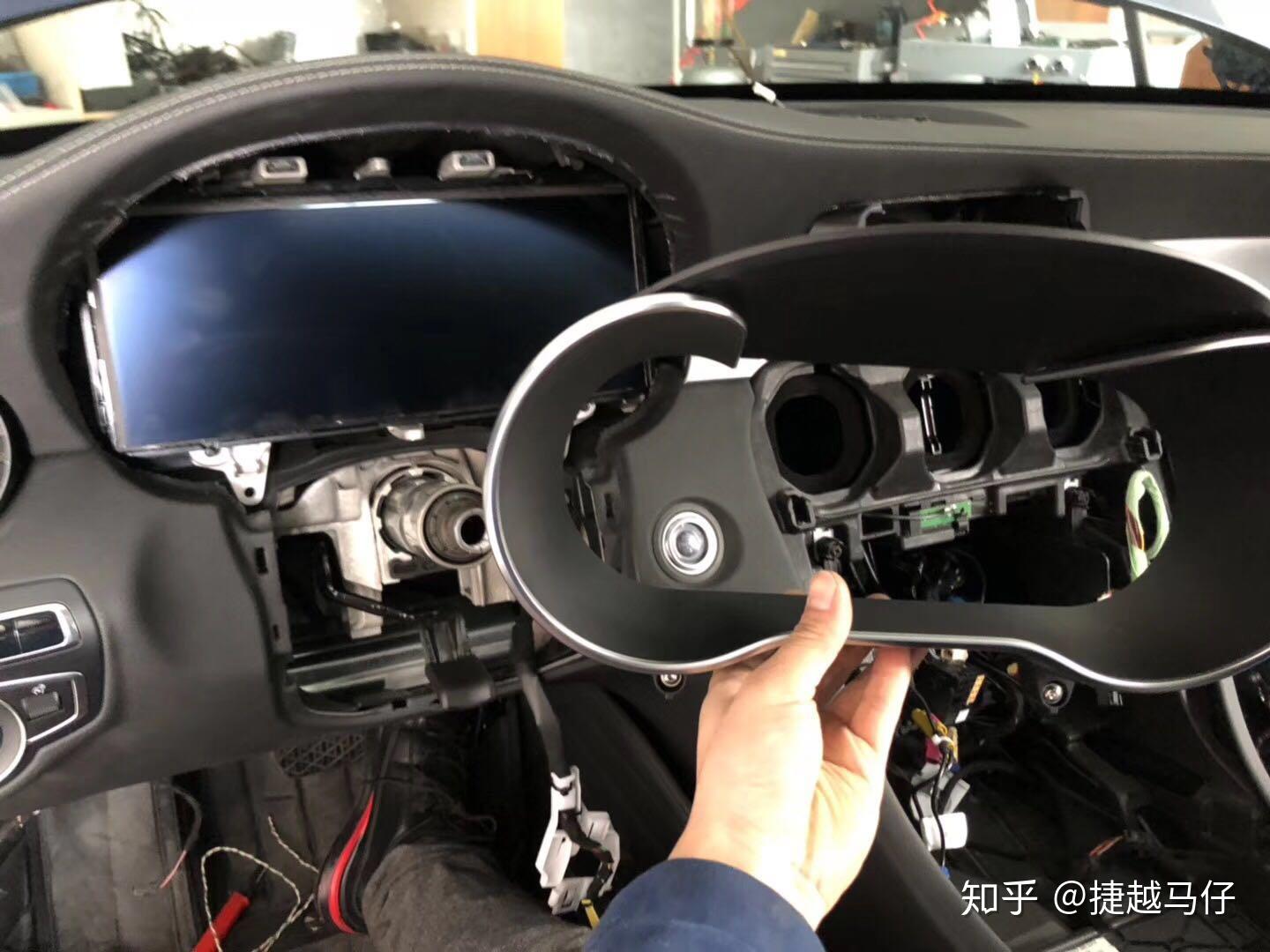 奔驰c级机械仪表改装液晶仪表