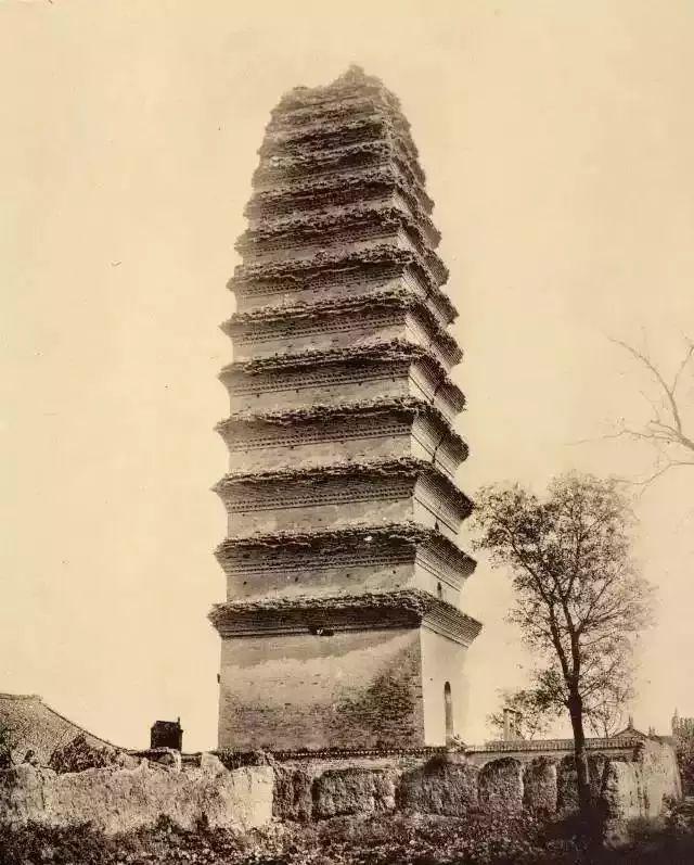 100年西安老照片可以看到100年前的大雁塔小雁塔钟楼