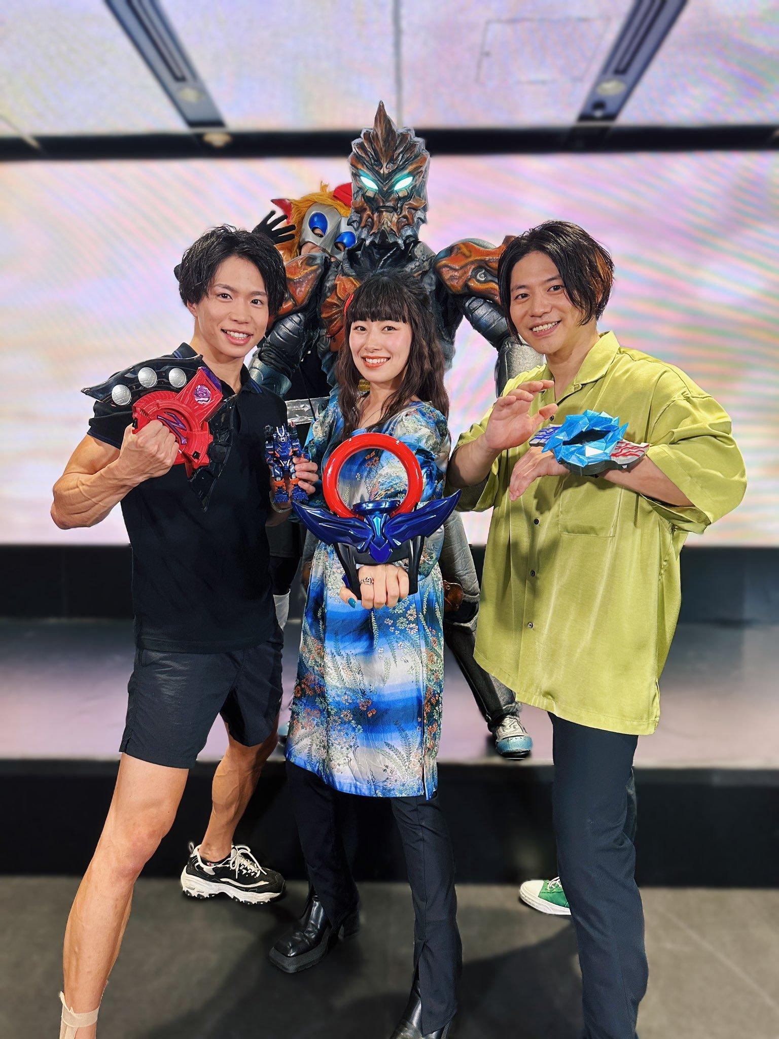 "尊哉的部屋"内藤好美,梶原飒和青柳尊哉合影公开 - 知乎