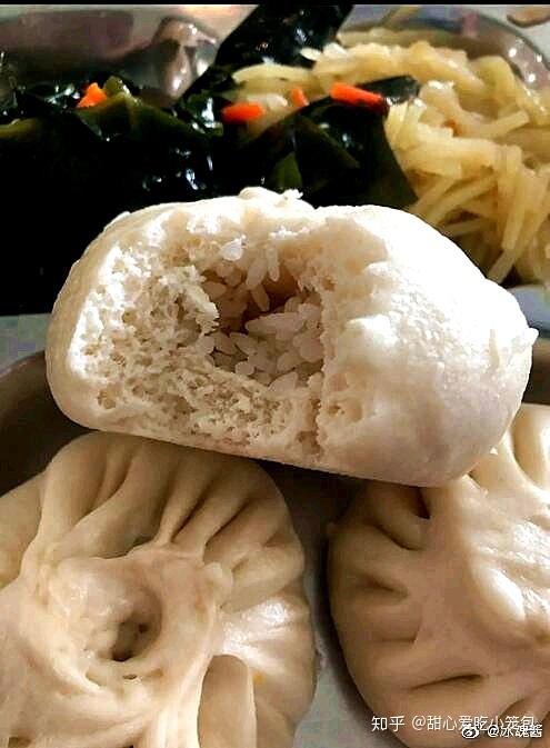 大饼卷米饭图片