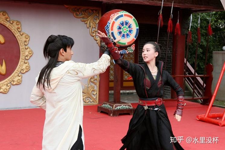 因此也就有了我们看古装剧中某某达官贵人设置擂台比武招亲的场景