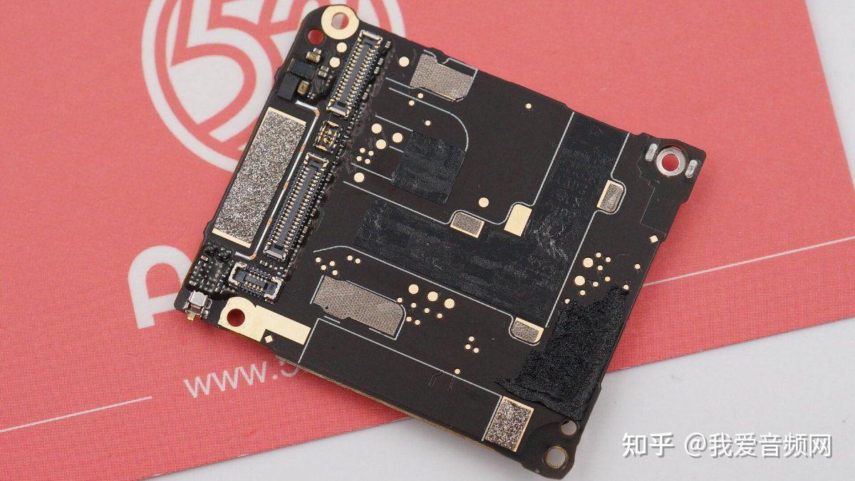 拆解一款手腕上的智能终端oppowatch智能手表