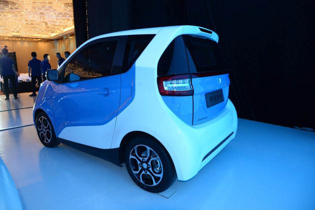 领途bx100定位于a00级,主要面向短途代步的年轻客户,长宽高分别为2800