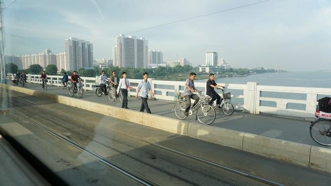 北朝鲜的四天三夜:穿越时间的地平线,告别异乡的“陌路人”