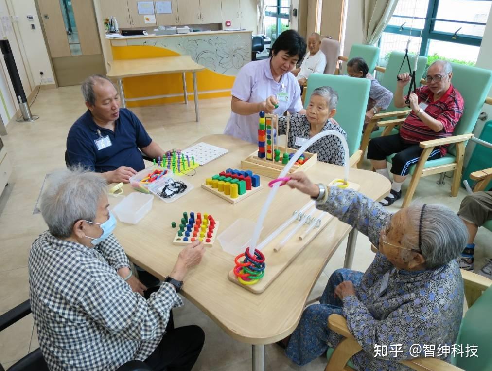 智慧社区养老新图景:如何用 “15 分钟服务圈” 守护晚年? - 知乎