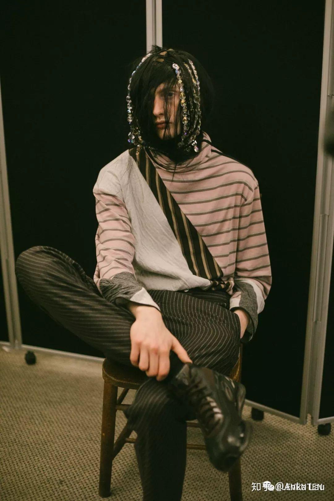 圣马丁设计师kiko kostadinov,入围2019lvmh青年设计大奖半决赛的他