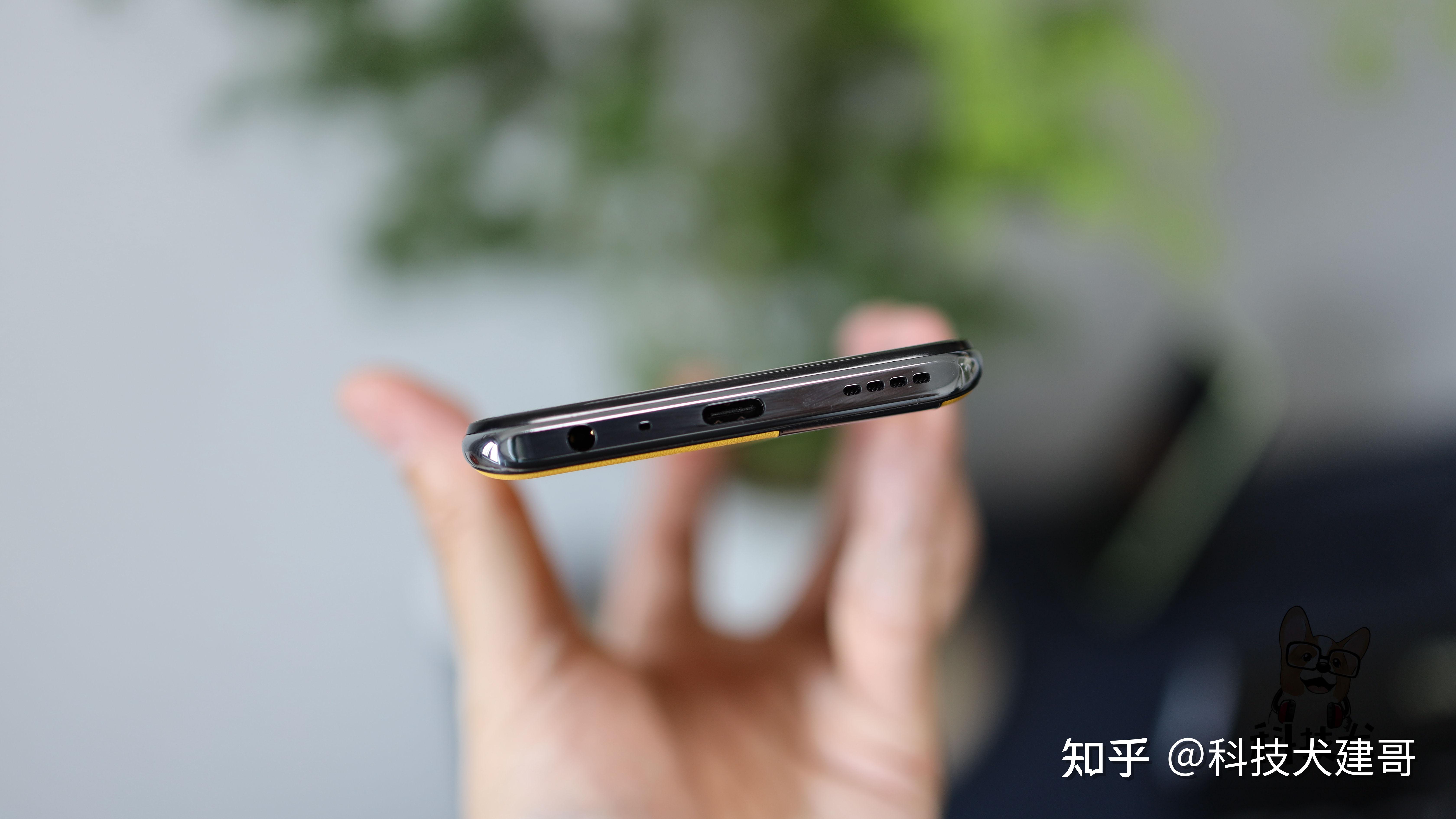 realme真我gt战神特别版曙光开箱黑黄撞色质感非凡