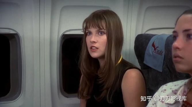 饰演的艾利克斯是第一部的主角,他在电影中的出色表现给