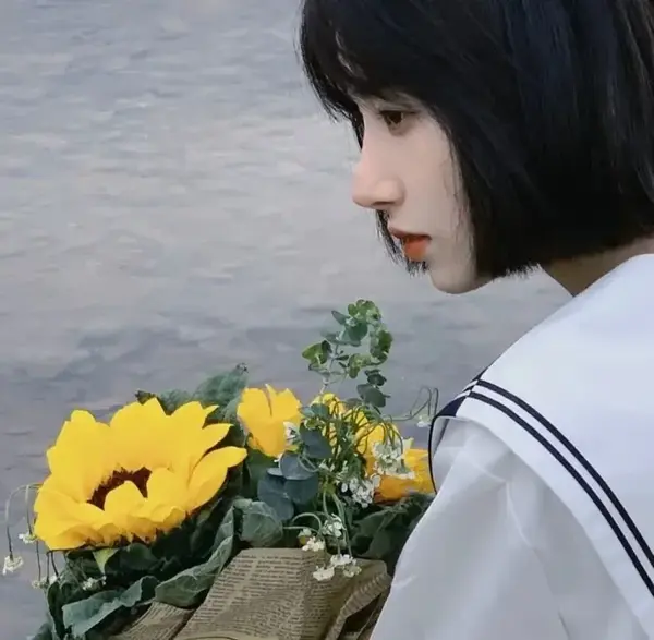 2024让男人着迷的女人头像(精选16张)