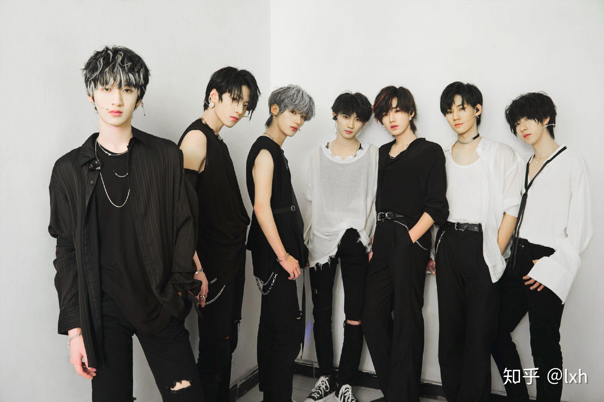 有没有时代少年团全体合照谢谢