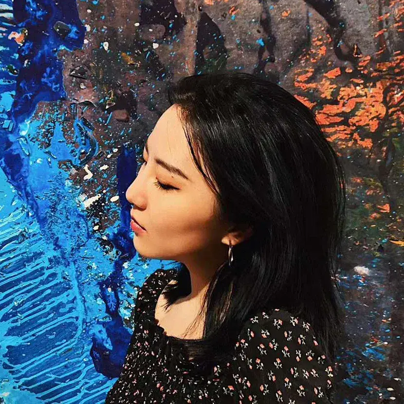 本期嘉宾看看她的故事吧~她在美国读的是金融专业,却因为一次兼职进入