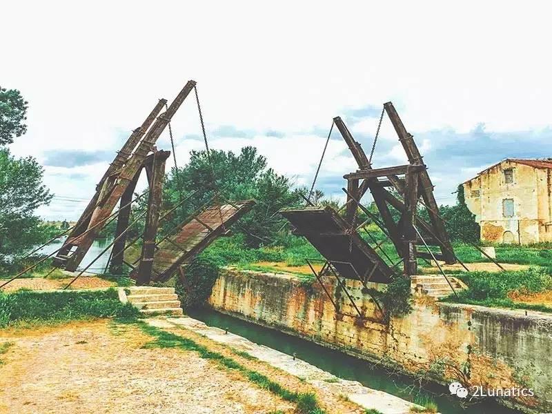 跟随梵高的油画走进阿尔勒的风景