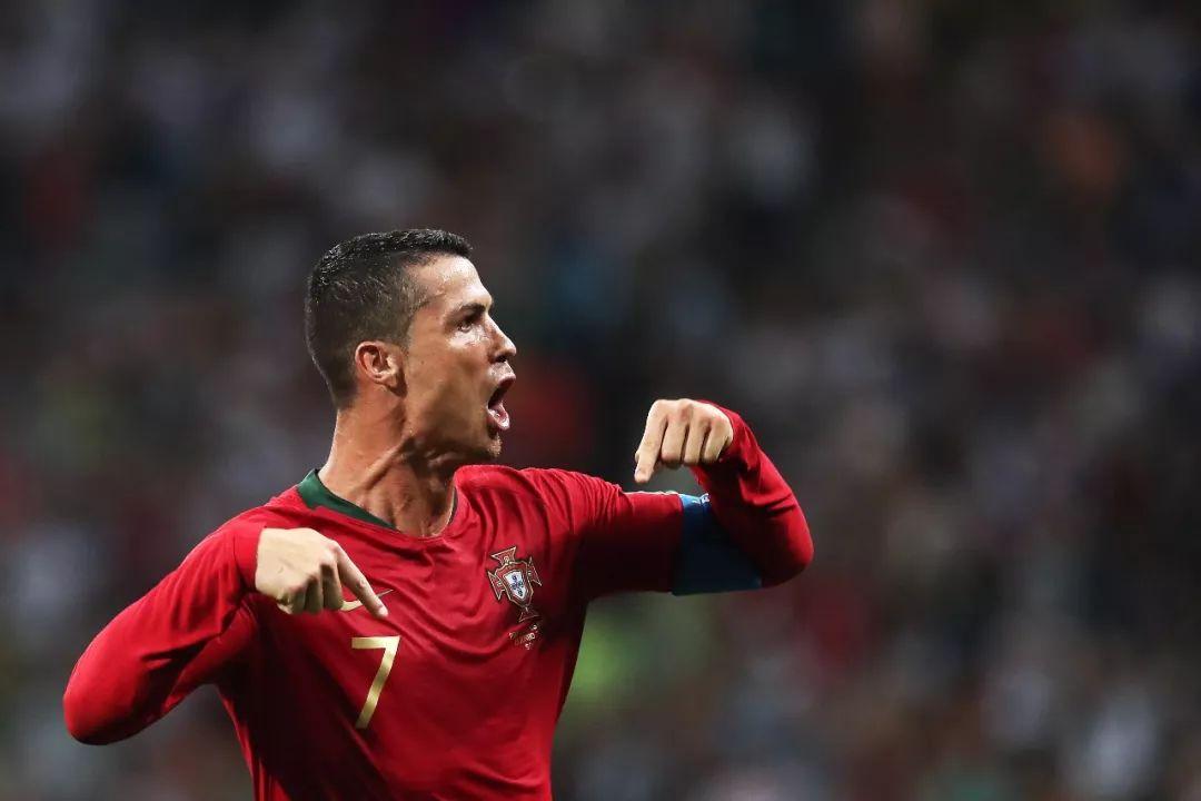 西班牙vs葡萄牙全程视频 v2-84a35e09558676f54bc468681afd5cae_r.jpg