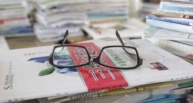 高考史上最厉害的2位男状元:一位748分被封“考神”,另一位又创新高 - 知乎
