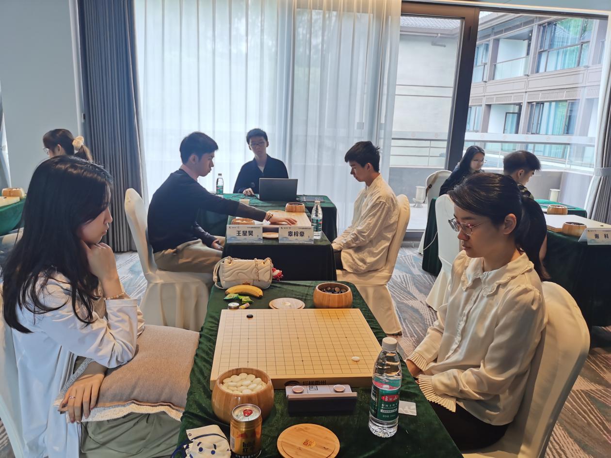 lg杯选拔决赛范廷钰展露治孤神技辜梓豪再现恶霸本色