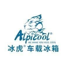 E 人看完都窒息的夏日堵车,幸好有车载冰箱救场
