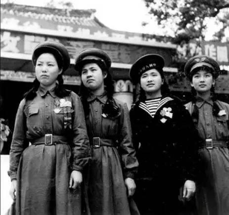 聊聊我军的军服发展史（下） - 知乎