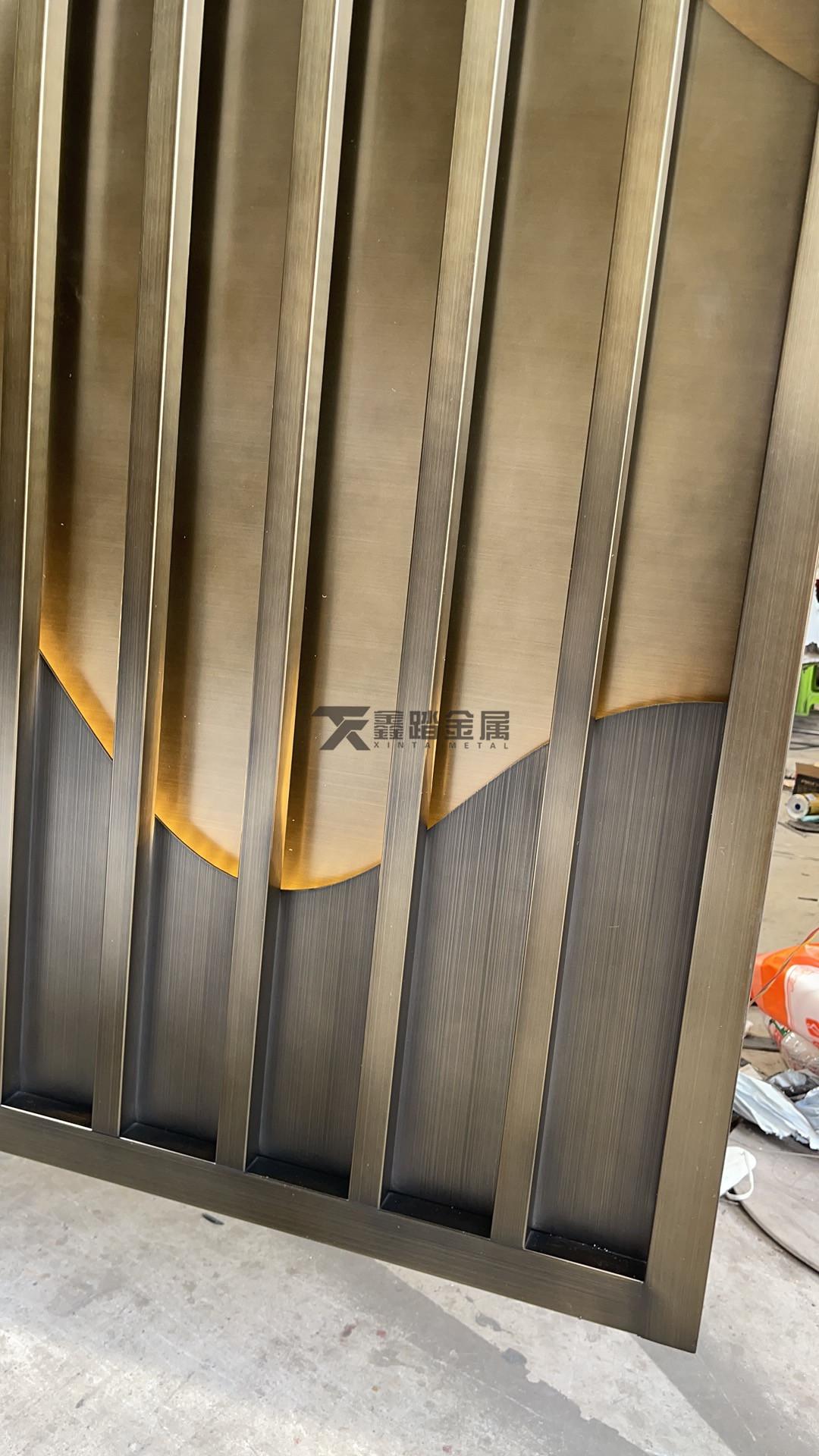 发光不锈钢山形屏风背景墙,庭院装饰金属格栅现代工艺美感 - 知乎