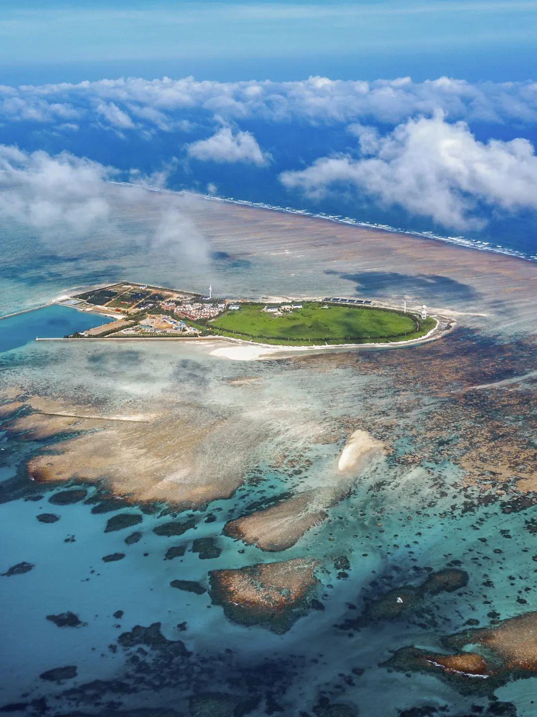 中国南海岛礁影像图_黑马_新浪博客