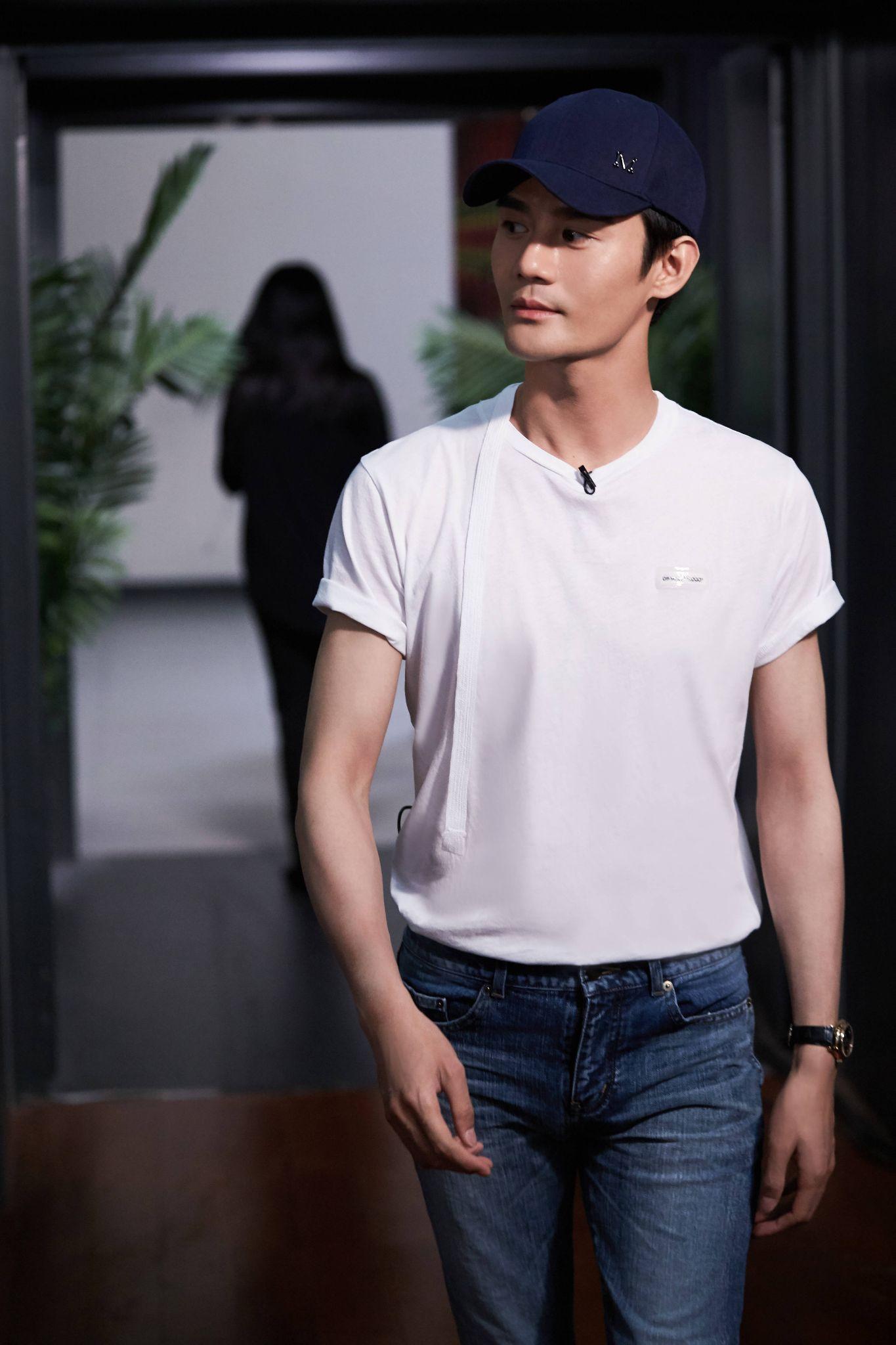 衣品好的国内男明星有哪些