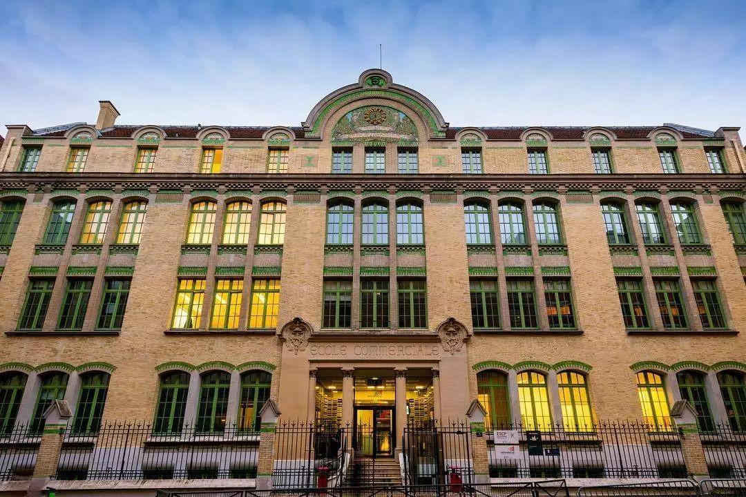 简称巴黎高商 或hec商学院,是法国最负盛名的高等商业管理学院