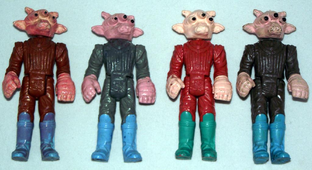 这些30年前的山寨玩具现在成了收藏家疯狂追捧的宝物