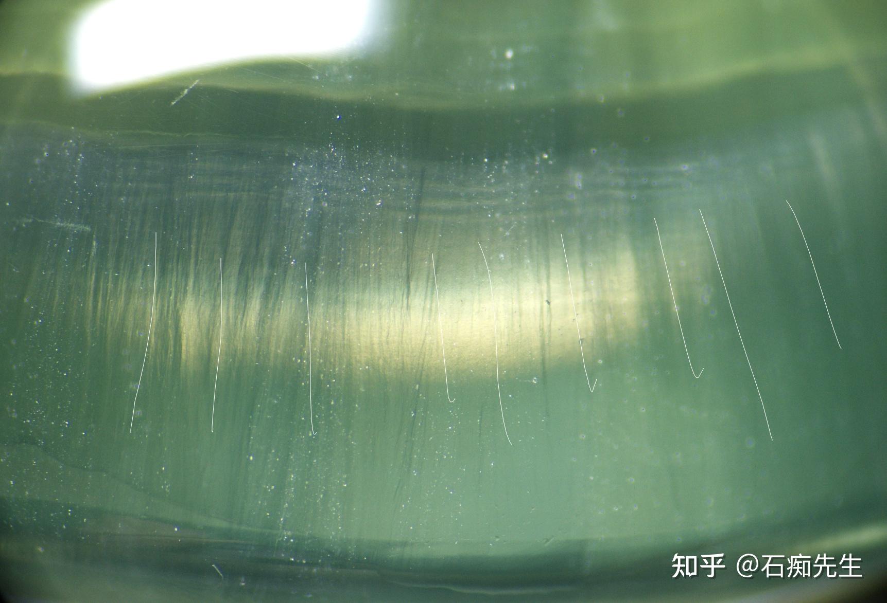 小科普黄金岫玉与金葡萄石的对比鉴别