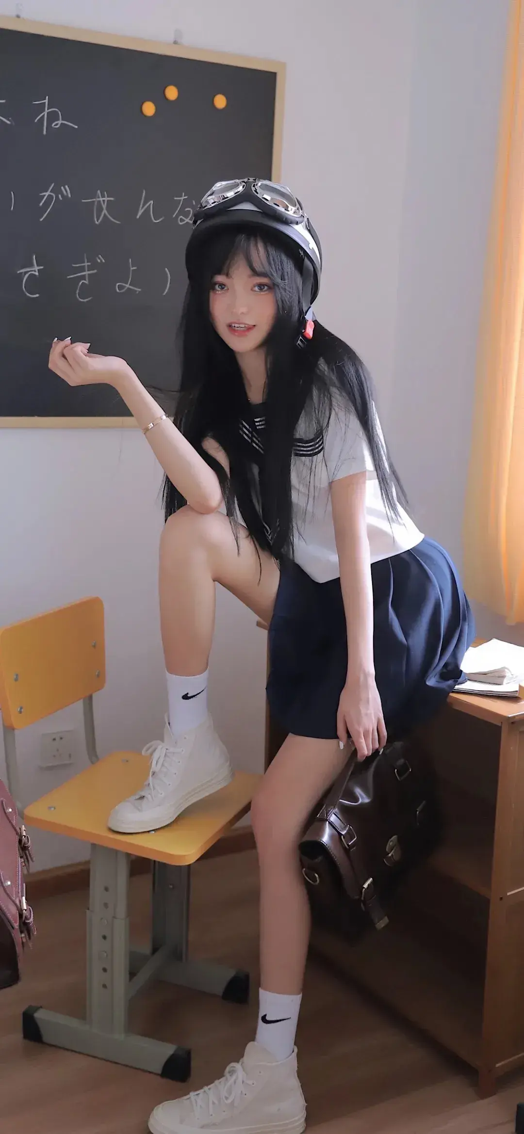 壁纸高清无水印全面屏美女壁纸