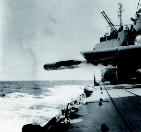 国民党海军进行了多次海战,先后击沉"剑门"号,"章江"号猎潜舰,"永昌"