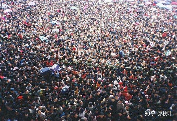 随着世界人口突破80亿,一场超大型人类社会危机正式拉开序幕.