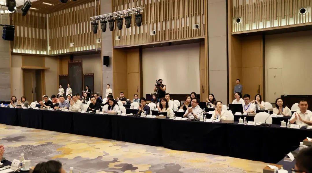 互学互鉴,同行同赢!中央广播电视总台"品牌强国工程"成员单位走进郎酒