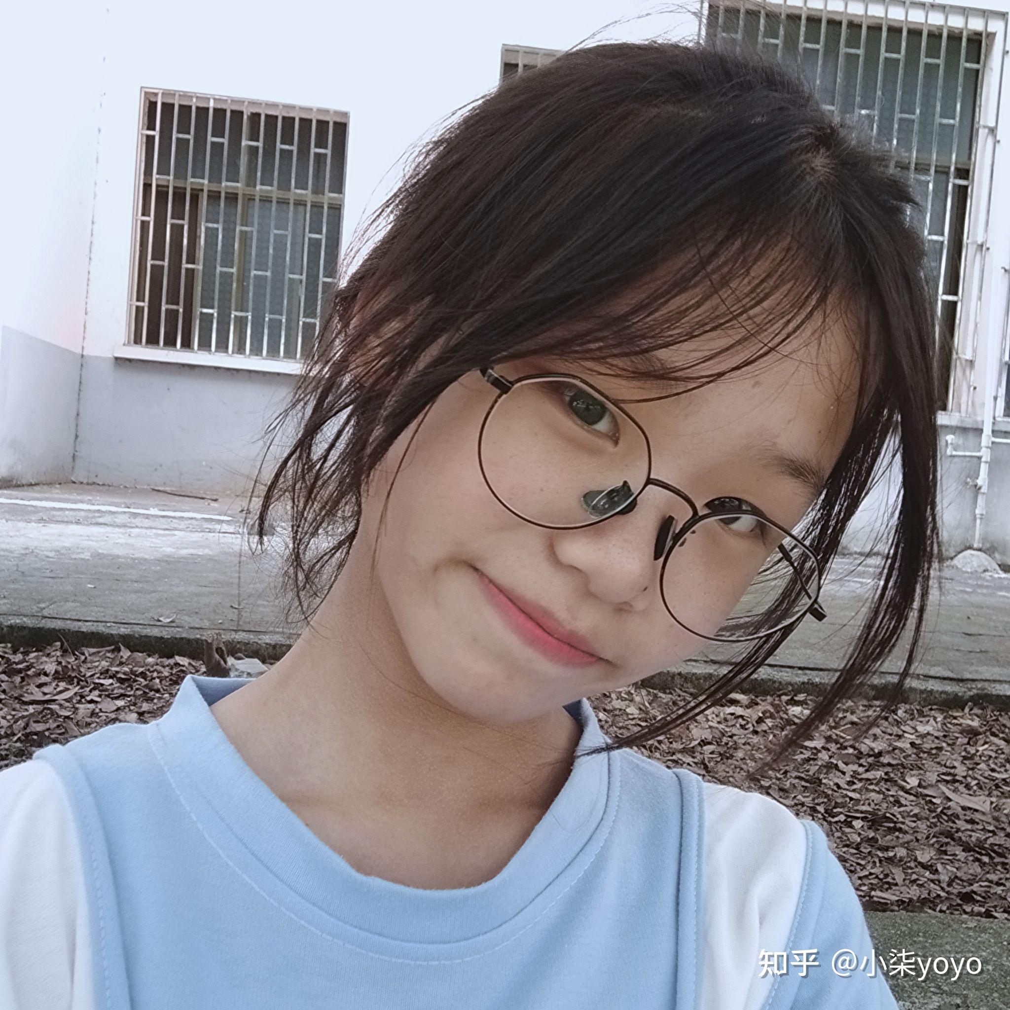 有没有那种单眼皮小眼睛塌鼻梁厚嘴唇但还挺好看的女生? - 知乎