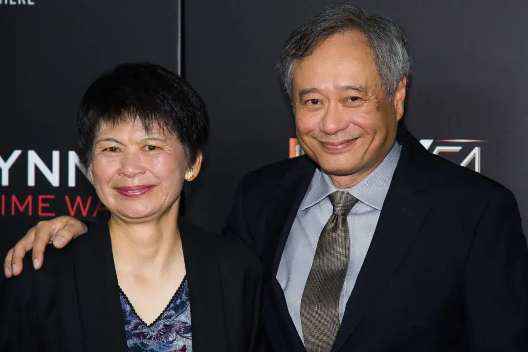 曾做6年家庭煮夫妻子自愿被软饭获英国奥斯卡终身成就奖的李安究竟有