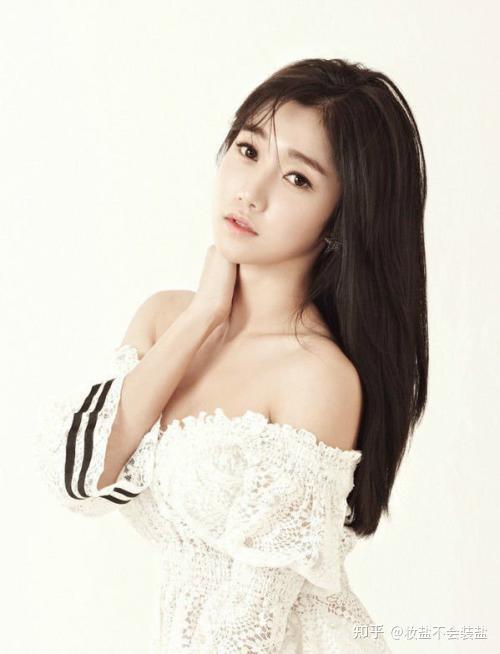 miss back:"希望和我一样的人看到我,能好一点"| 9muses柳世罗