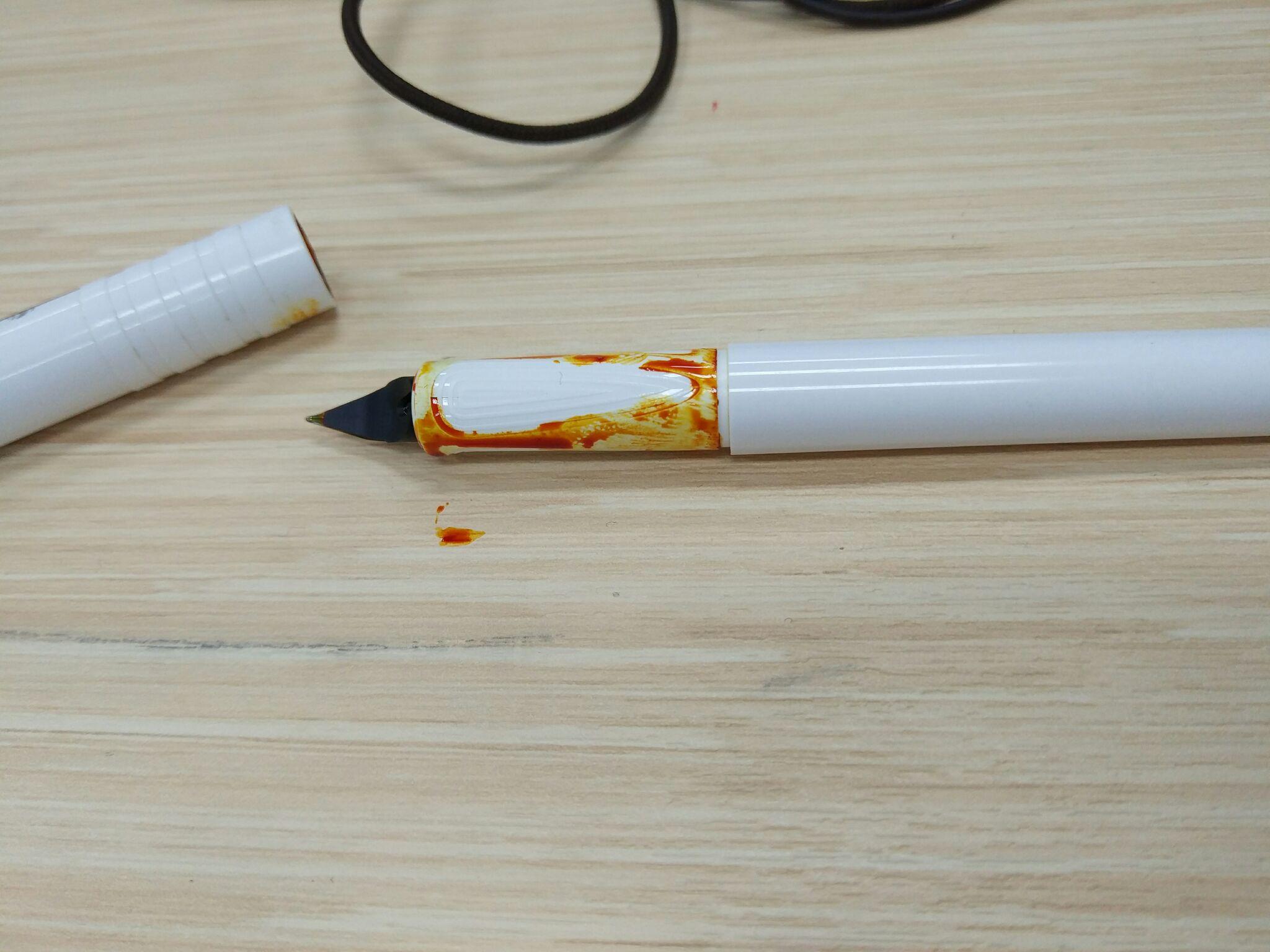 施耐德钢笔漏墨严重吗