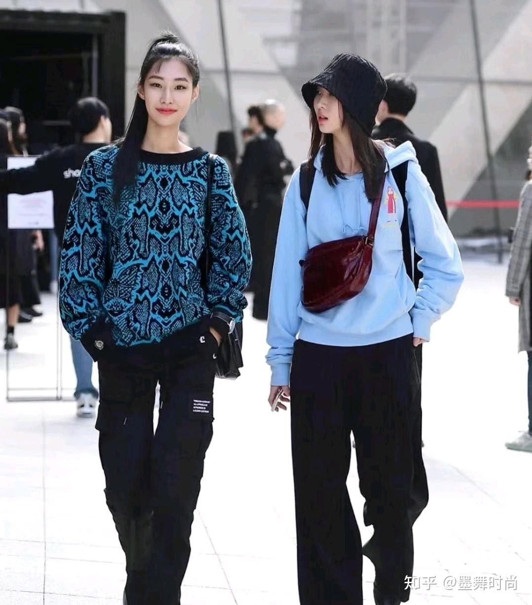 黑白灰蓝是主色调