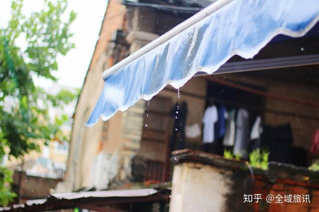 趁雨季绕着天台走一圈?既然躲不掉雨,这些人间仙境不要错过 - 知乎