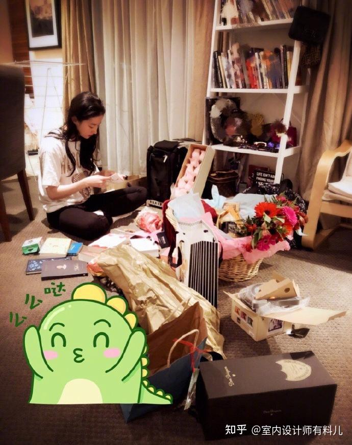 36岁刘亦菲豪宅曝光全屋低调奢华与猫狗相伴网友好羡慕她