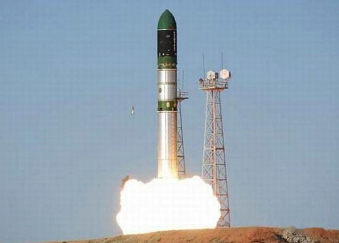 撒旦洲际导弹图片图片