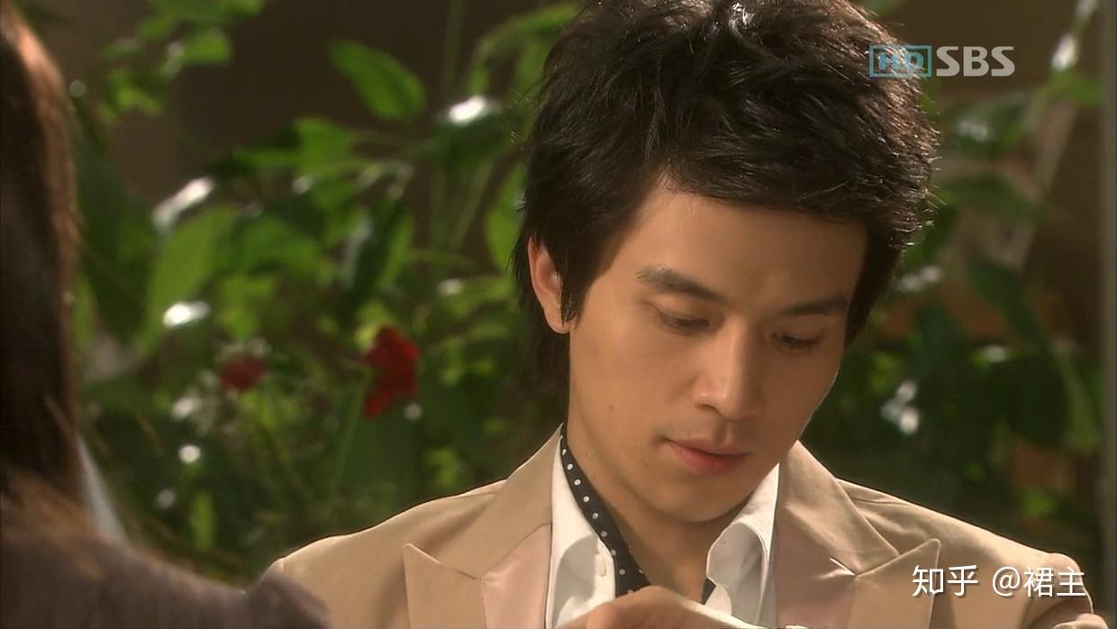 因为那就意味着在给徐正雨希望,尽管她对薛功灿的爱情没有未来,哪怕