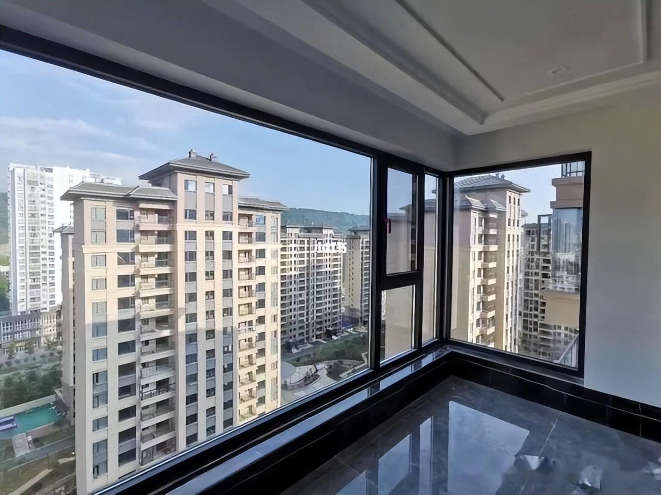 封窗用超大落地玻璃为什么那么贵? - 知乎