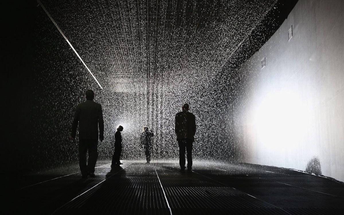 看了下《雨屋》这个作品的访客参观tips,其实存在大量的改进升级空间.