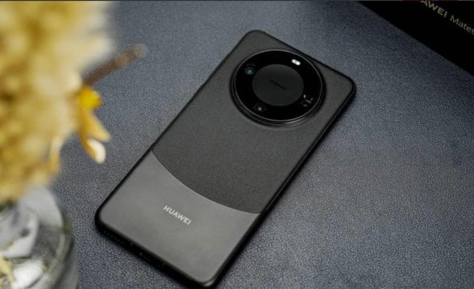 第二款:华为mate 60