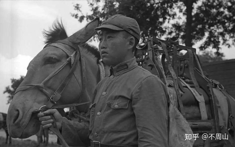 1937年贺龙领导的红二方面军老照片