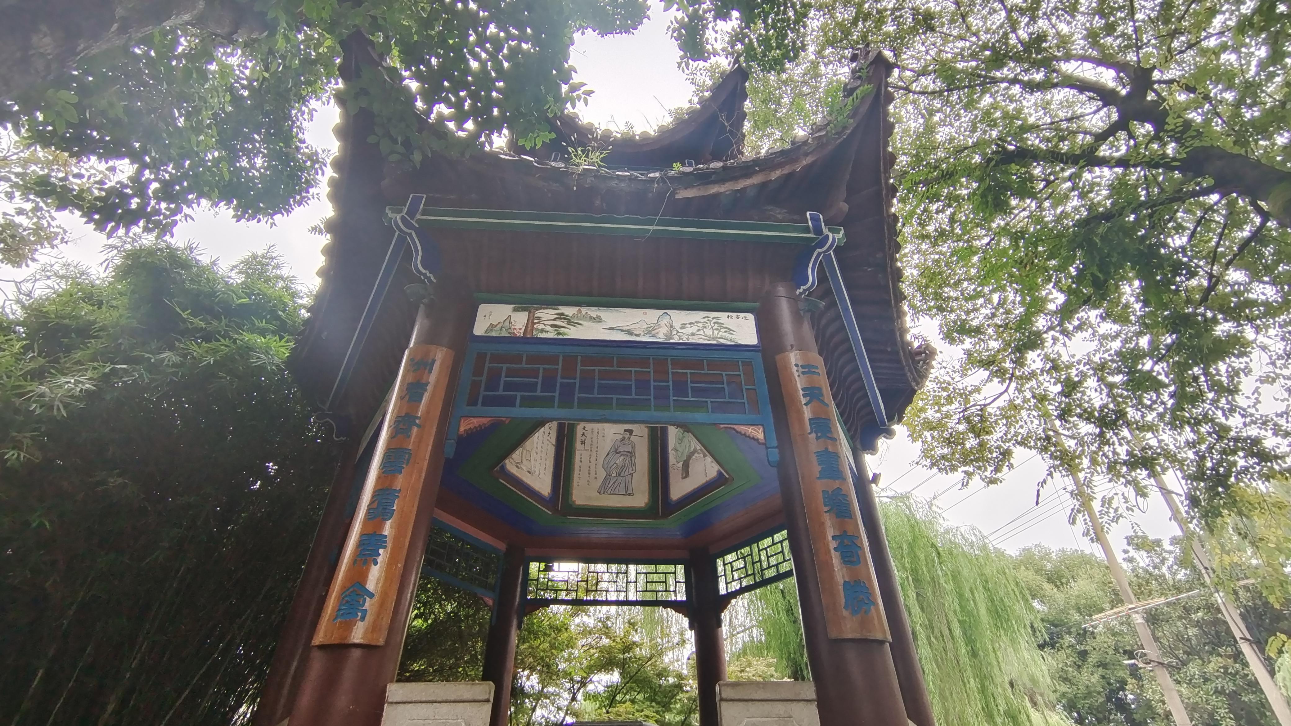 美丽吉安白鹭洲公园的观鹭亭