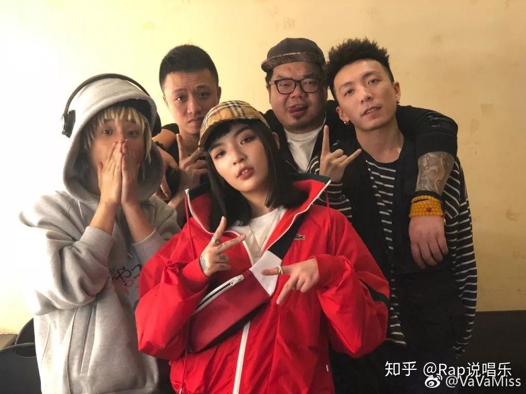 这些HipHop手势你都认识吗 - 知乎